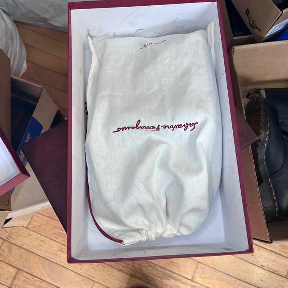 Salvatore Ferragamo Swan Black Leather Loafers - Picture 10 of 10